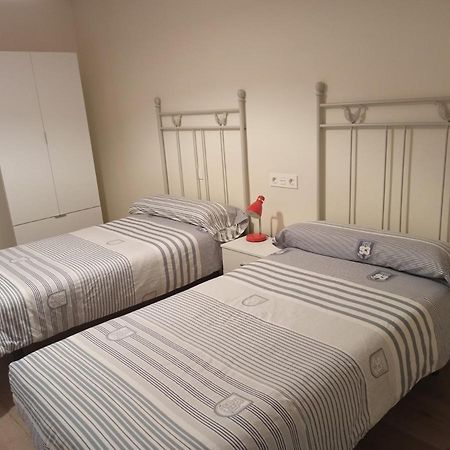 Fantastico Piso En Primera Linea De Playa Gijón Exterior foto